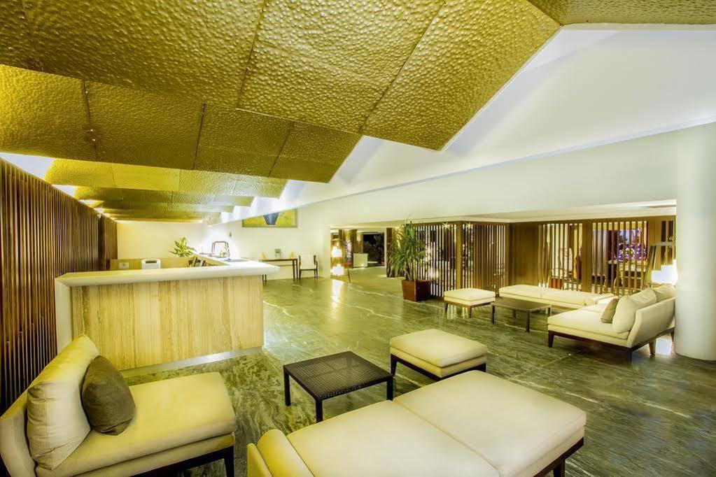 Estrella Hotel & Conference Лувук Екстер'єр фото
